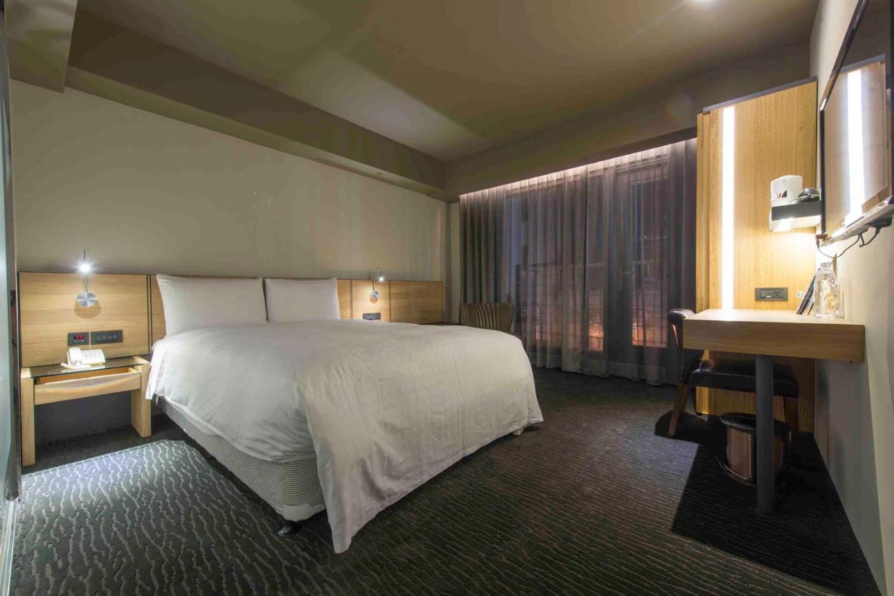Simple + Hotel Đài Bắc Ngoại thất bức ảnh